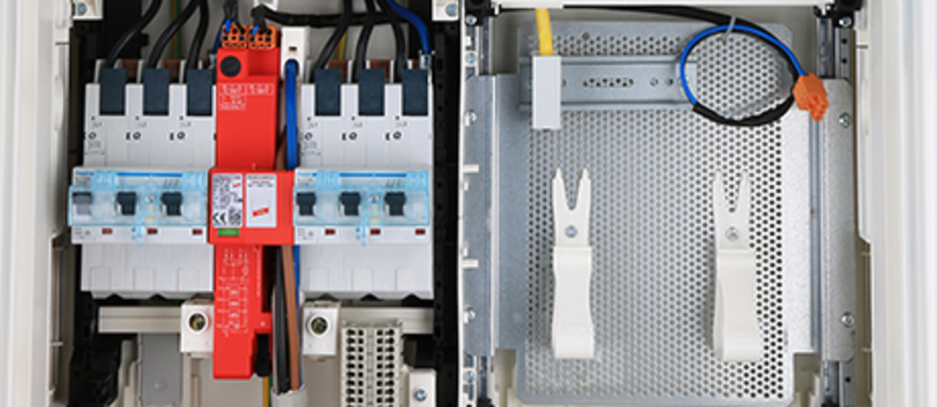 Hausanschluss, Zähler und Unterverteiler bei Main-Kinzig-Photovoltaik GmbH in Erlensee